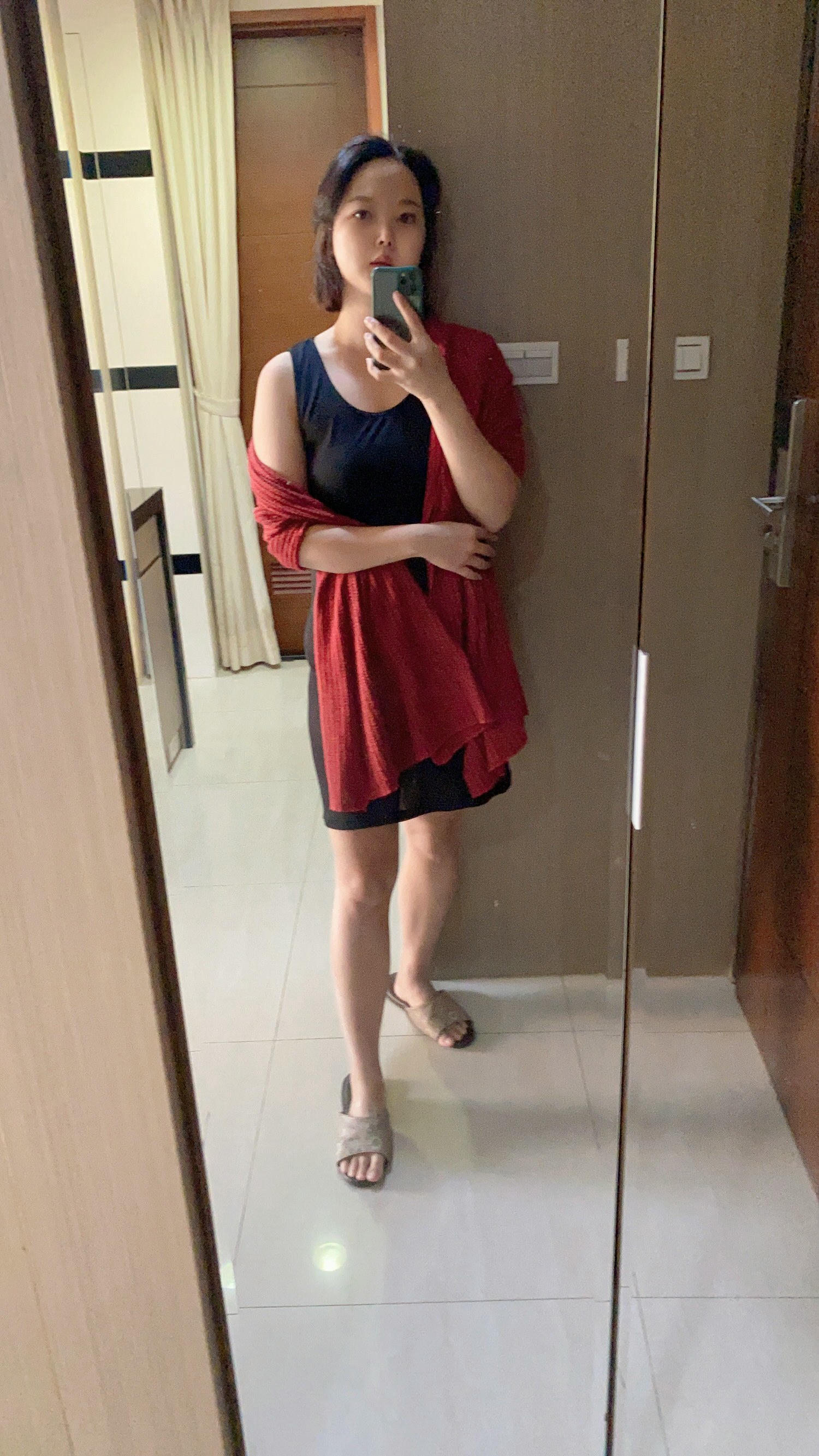 妮芙露｜負離子穿搭示範 – 外出服系列 NO.2